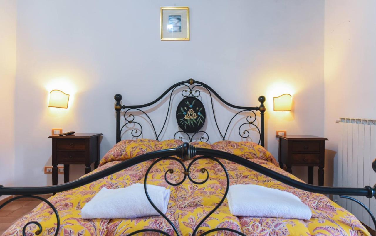 Agriturismo Ponte Di Riocchio Gubbio Eksteriør bilde