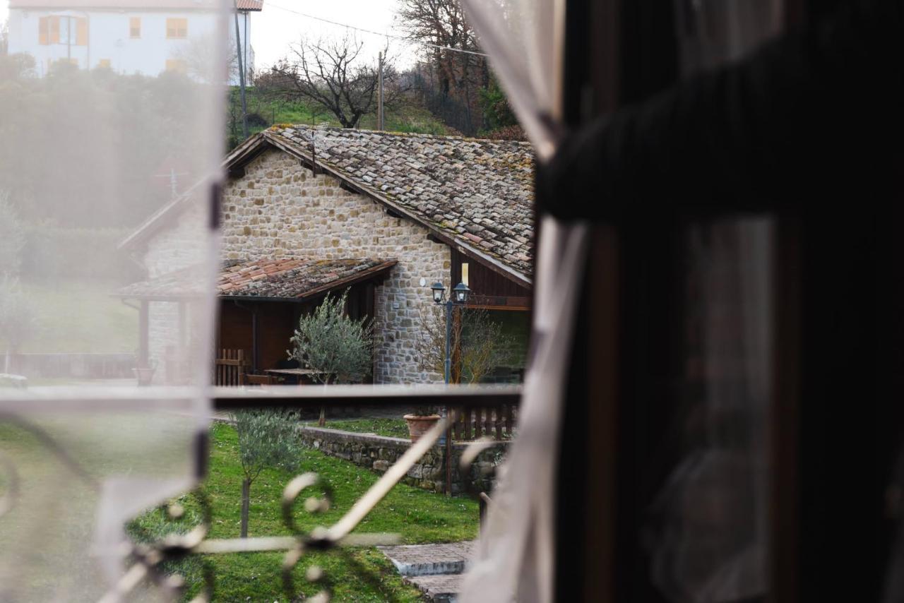 Agriturismo Ponte Di Riocchio Gubbio Eksteriør bilde