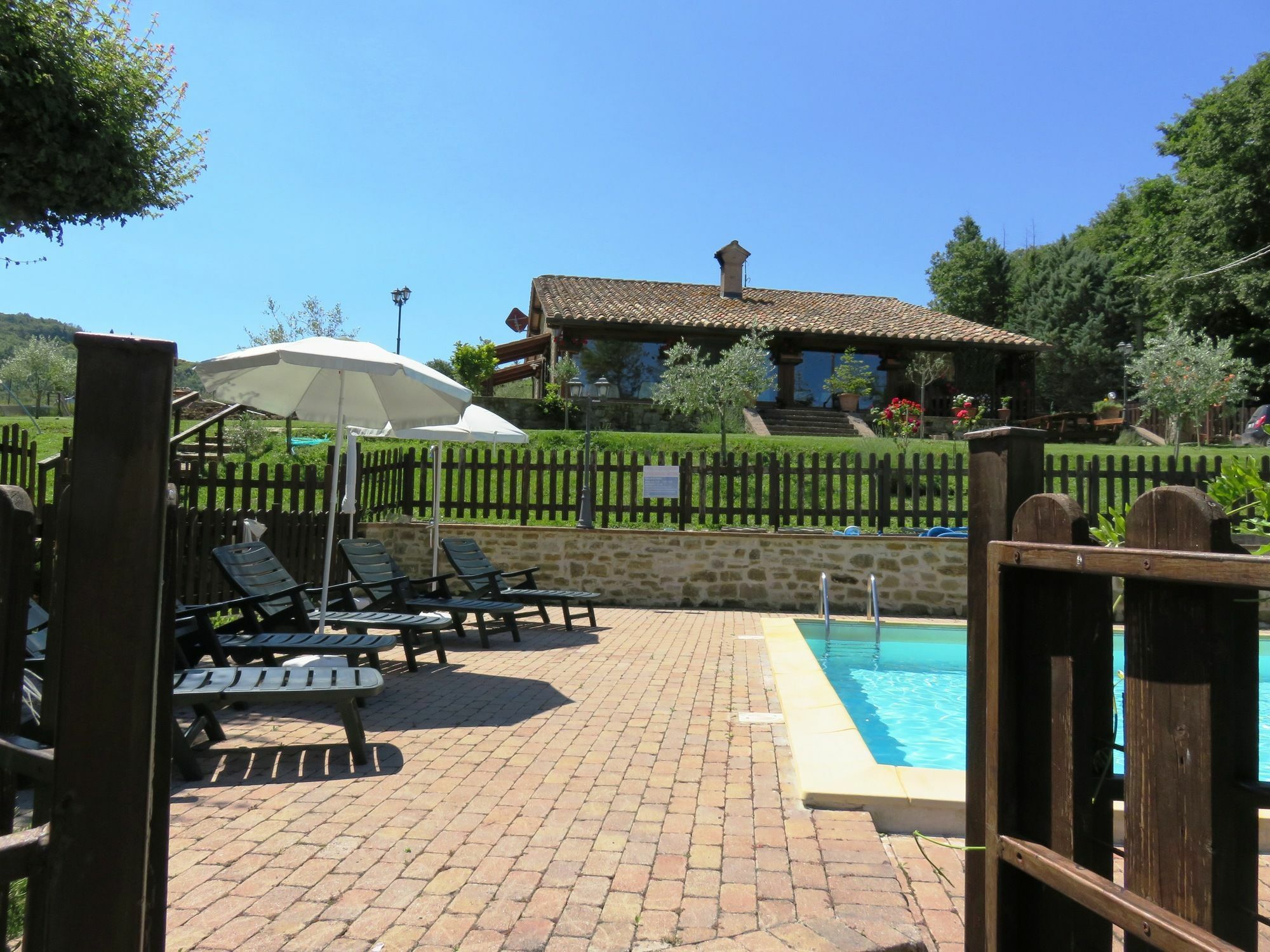 Agriturismo Ponte Di Riocchio Gubbio Eksteriør bilde